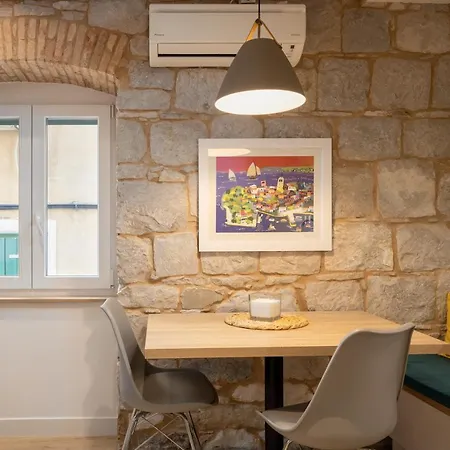 Διαμέρισμα Cozy Hidden Gem In The Old Town *